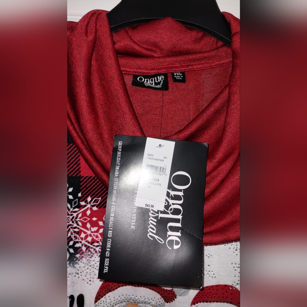 Oqune Brand Women's Christmas Top - Picture 8 of 8